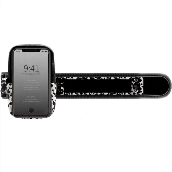 NWT Jessica Simpson Black & White Cat Print Phone Holder Arm Band - Picture 4 of 4